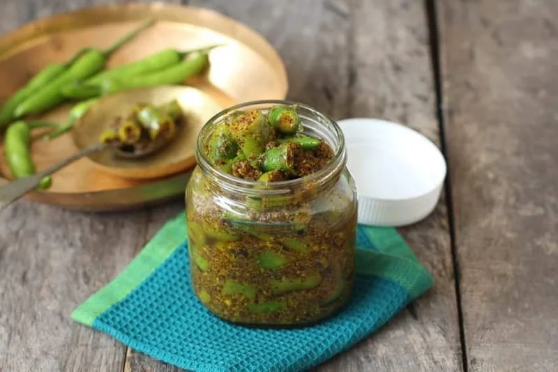 MAHARAJAHS GREEN CHILLI PICKLE 300G